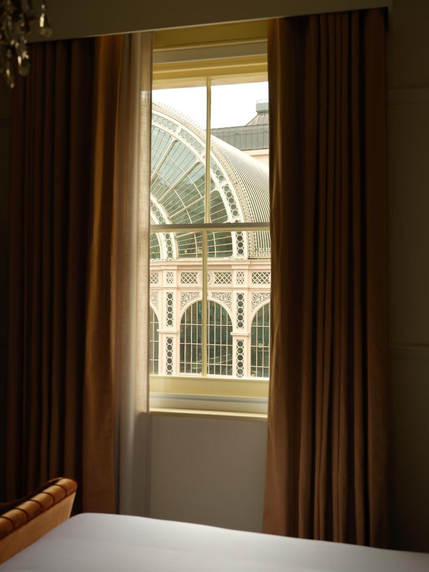 Nomad London Hotel Bagian luar foto