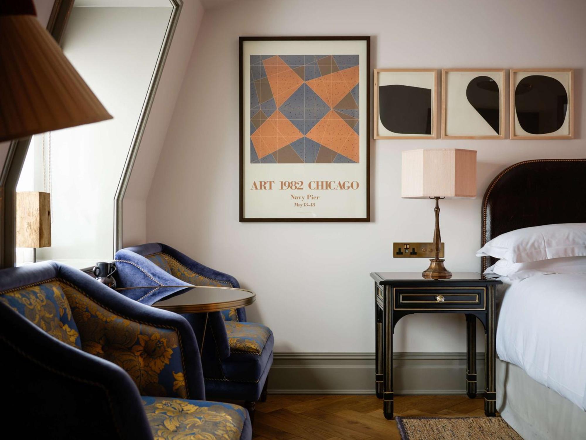 Nomad London Hotel Bagian luar foto A room at the hotel